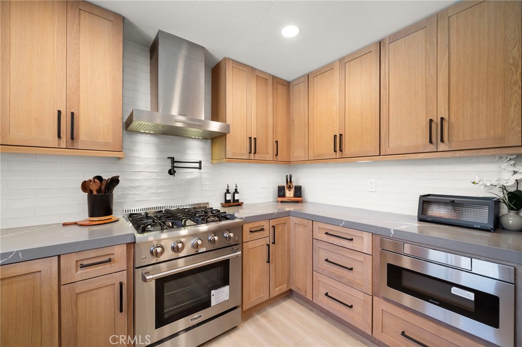 4951 Maui Circle