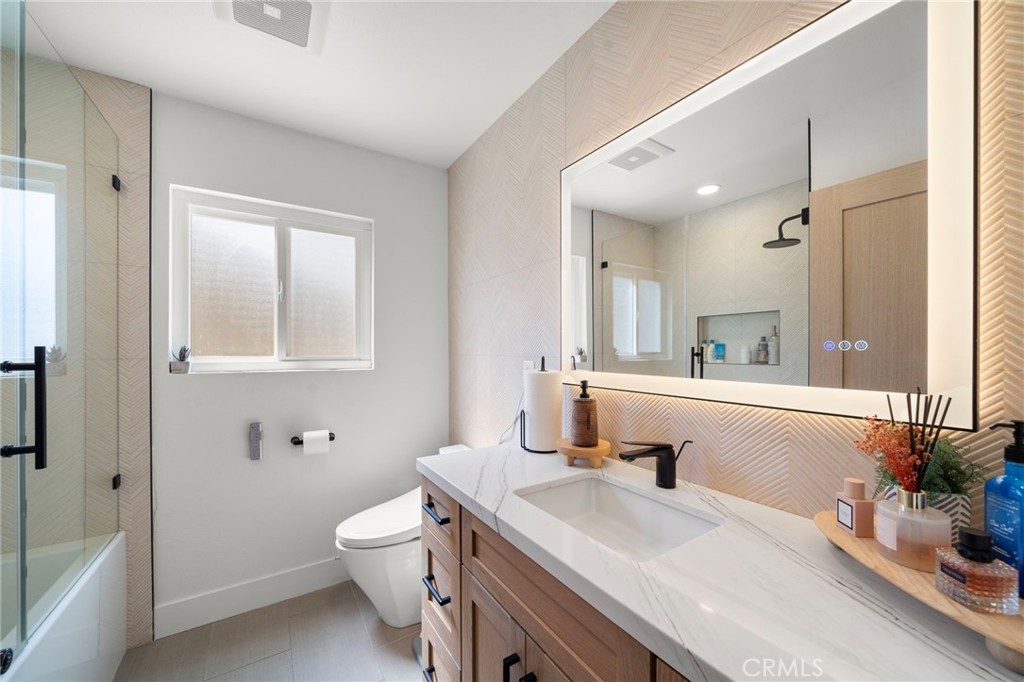 4951 Maui Circle