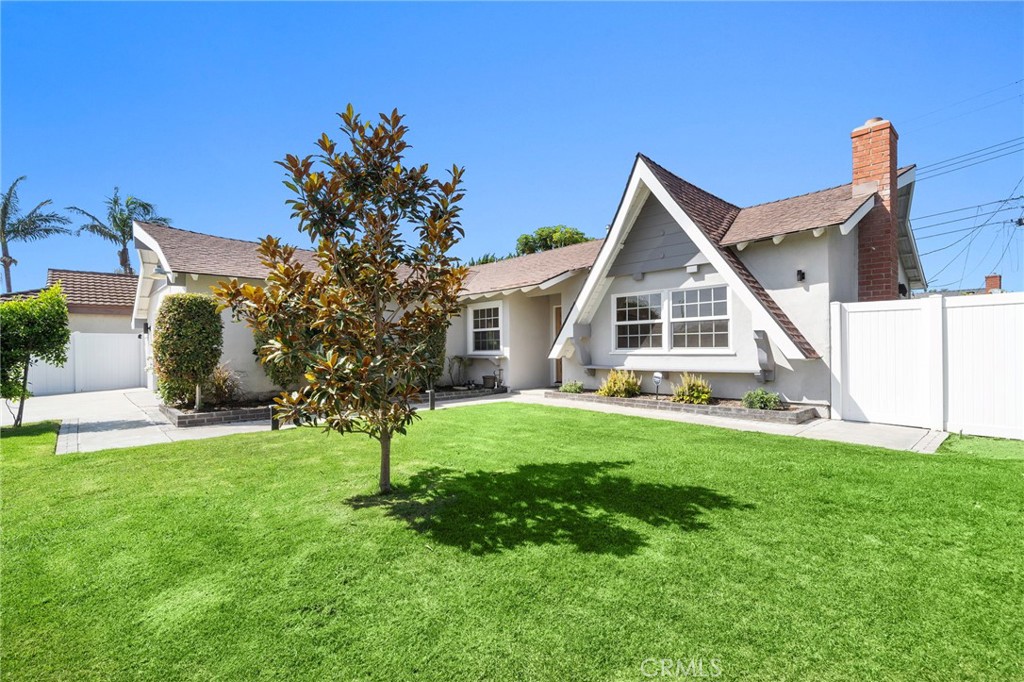 4951 Maui Circle
