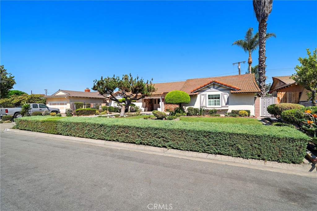 9731 Halekulani Drive