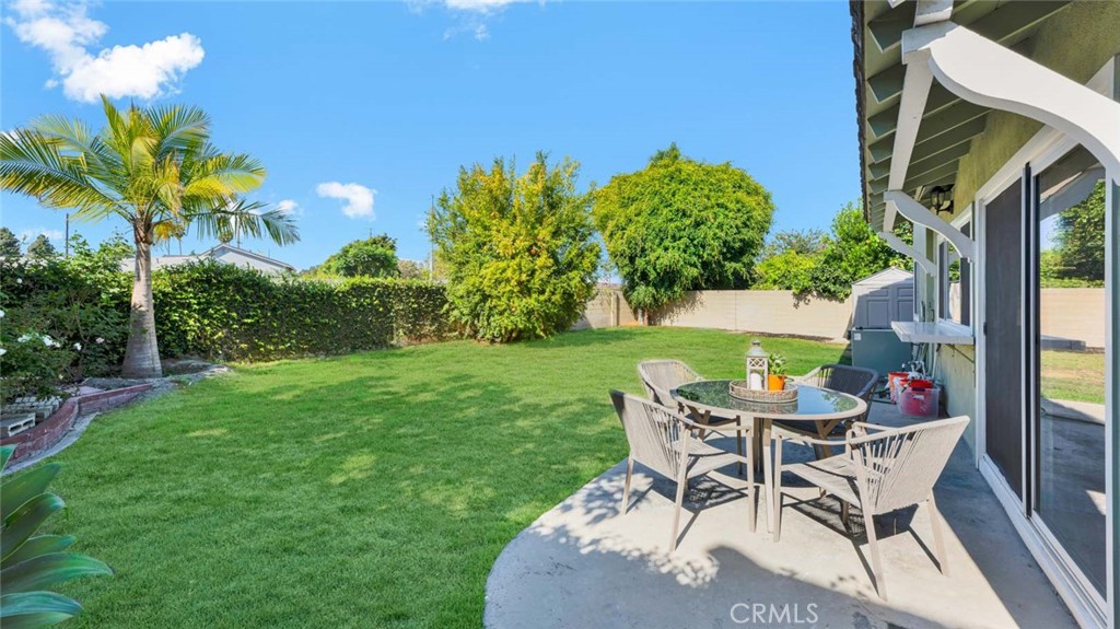 9831 Cloverdale Avenue