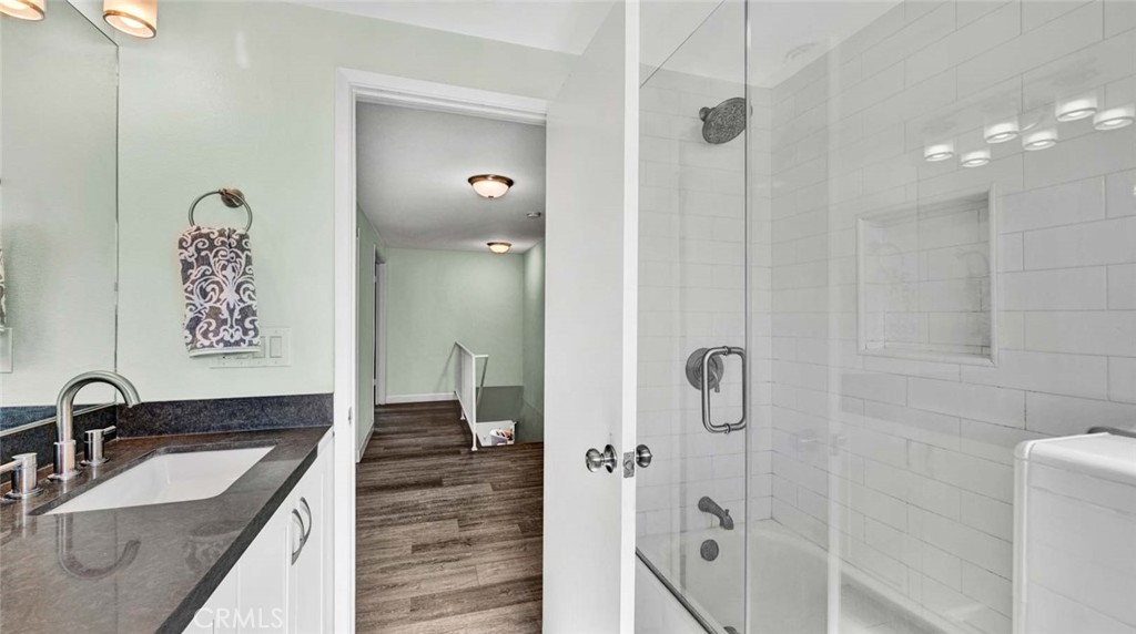 9831 Cloverdale Avenue