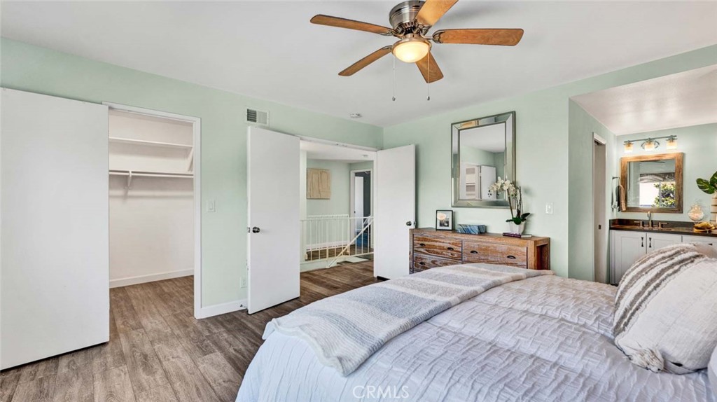 9831 Cloverdale Avenue