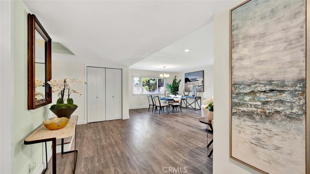 9831 Cloverdale Avenue