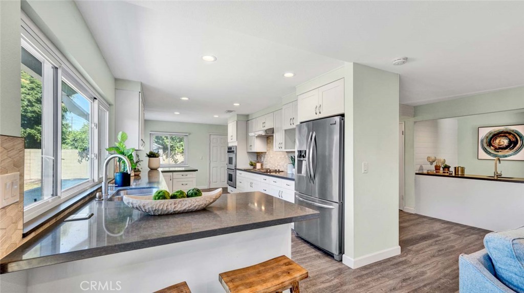 9831 Cloverdale Avenue