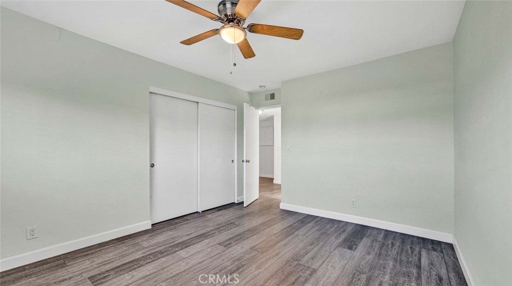 9831 Cloverdale Avenue