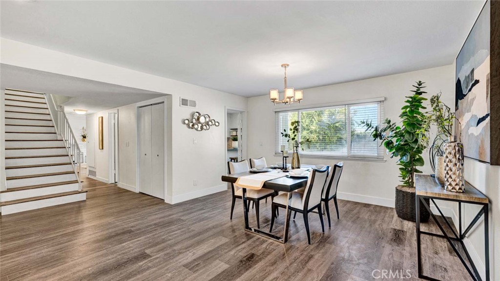 9831 Cloverdale Avenue