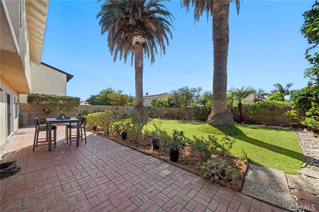 16379 Shadbush Street