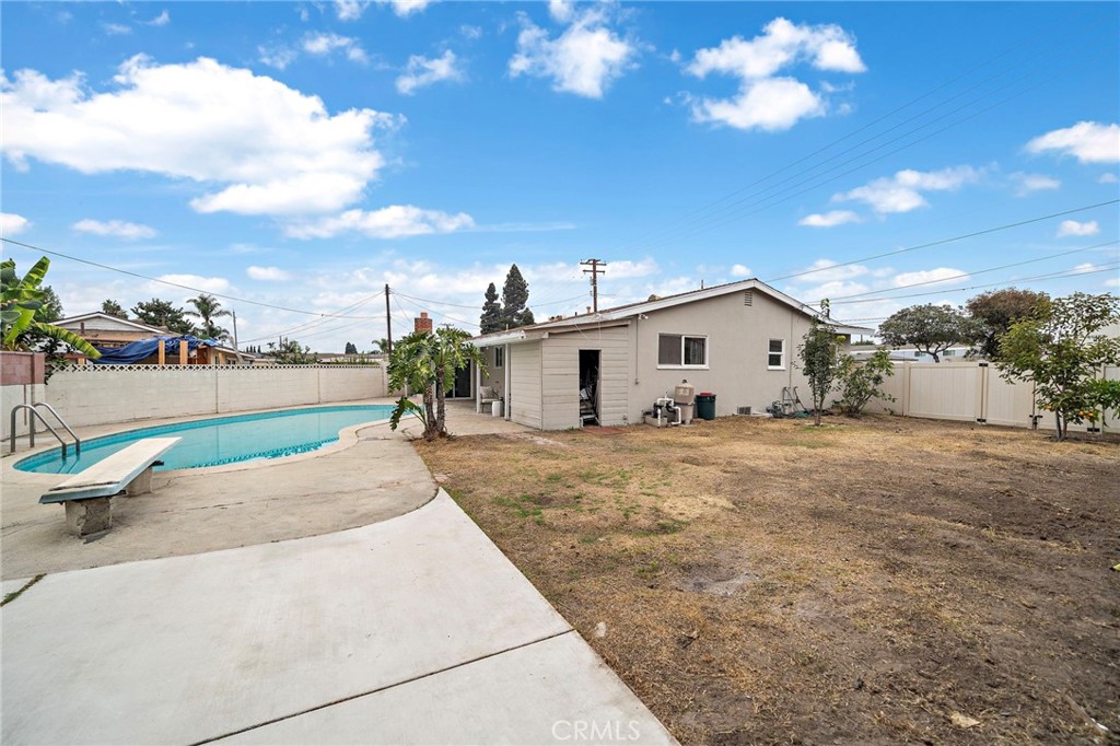 13411 Magnolia Street