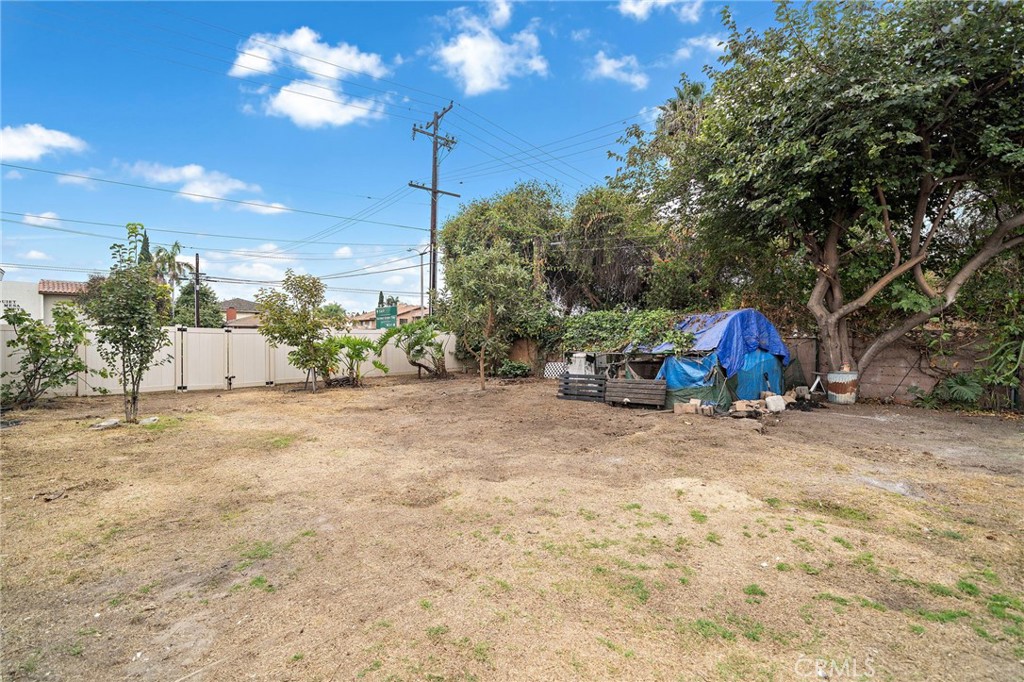 13411 Magnolia Street