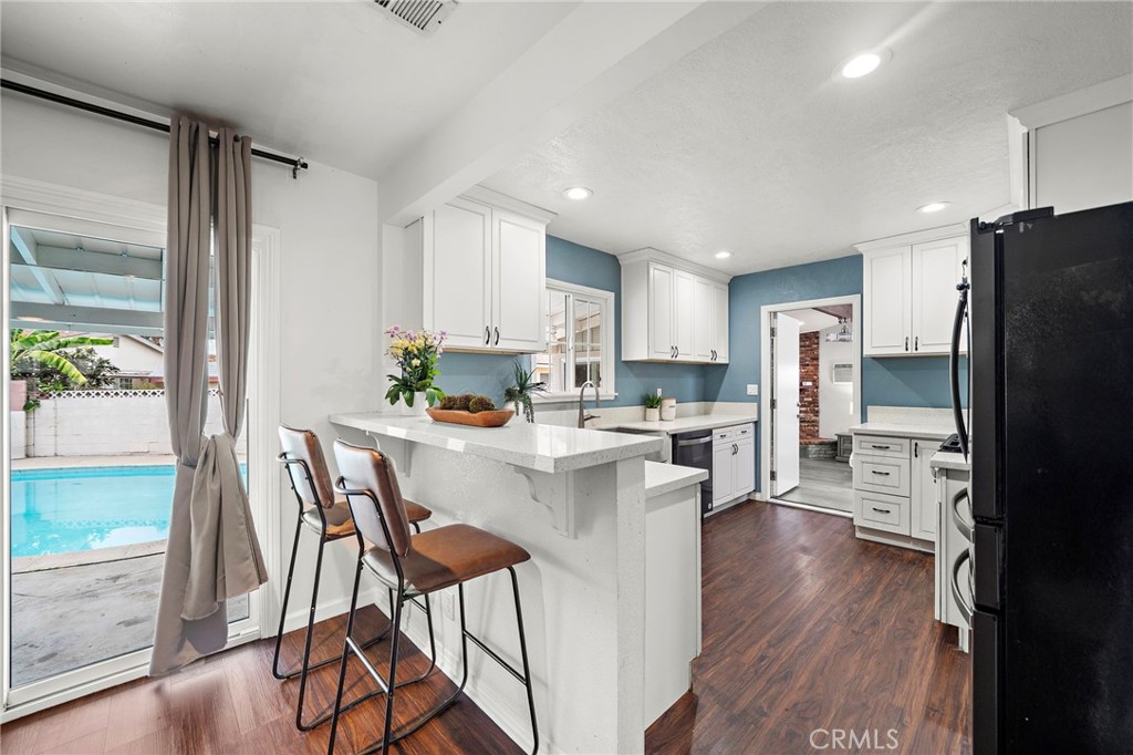 13411 Magnolia Street