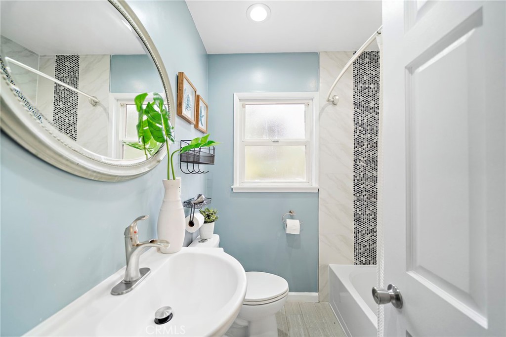 13411 Magnolia Street