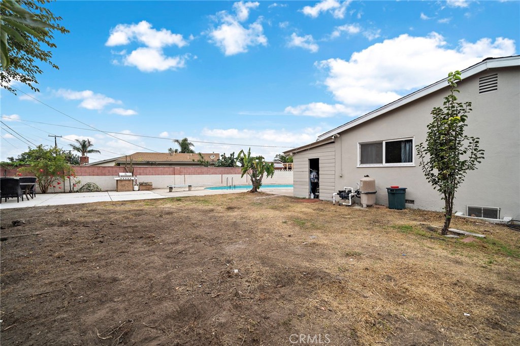 13411 Magnolia Street