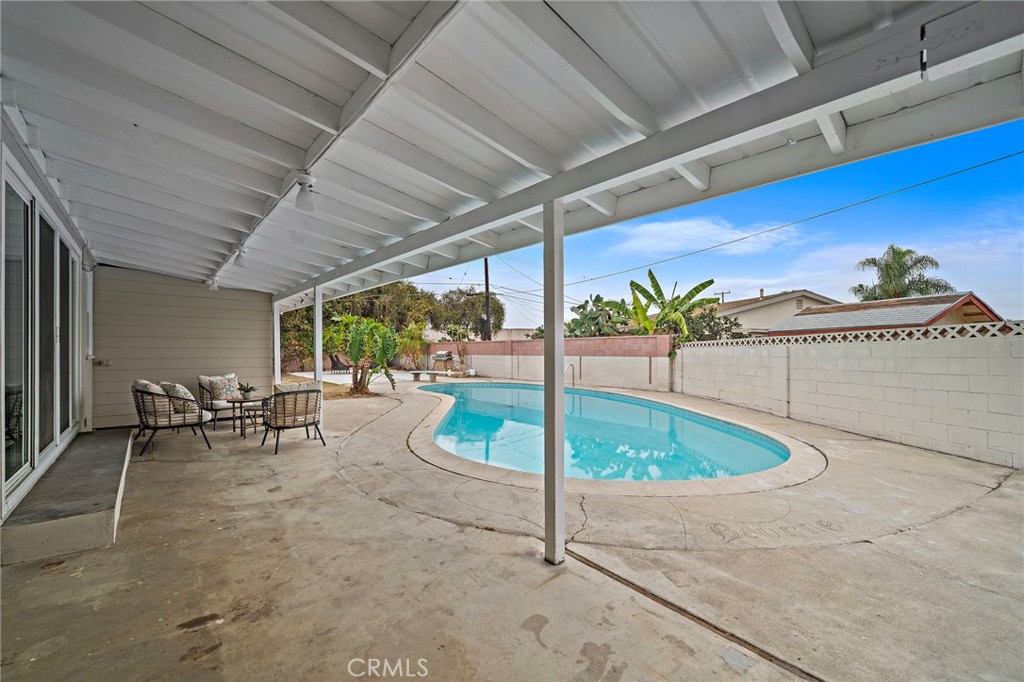 13411 Magnolia Street