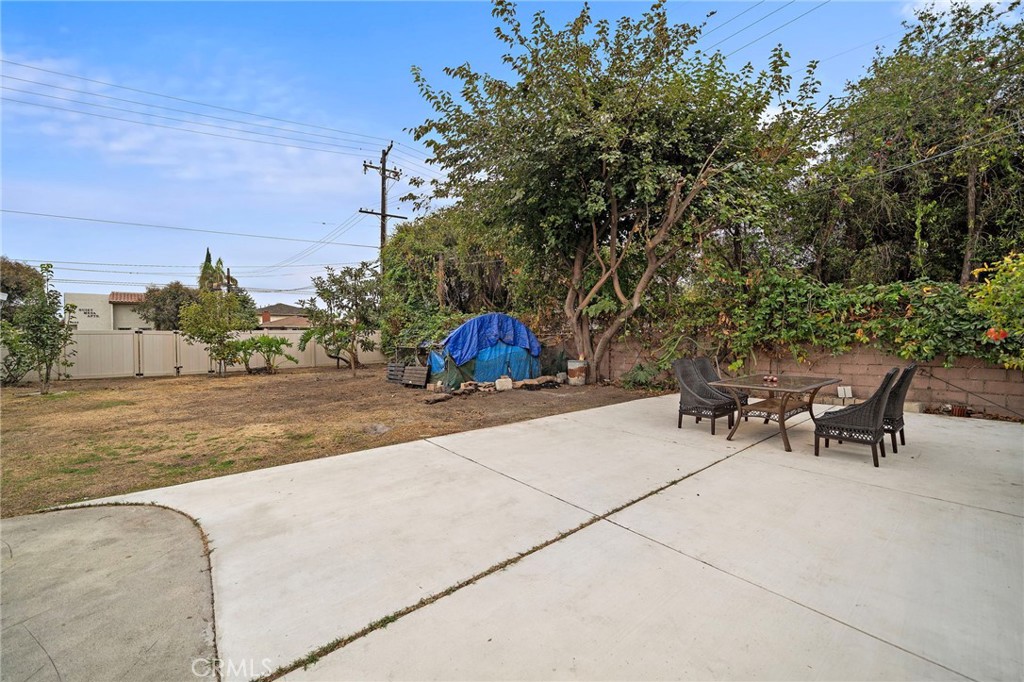 13411 Magnolia Street