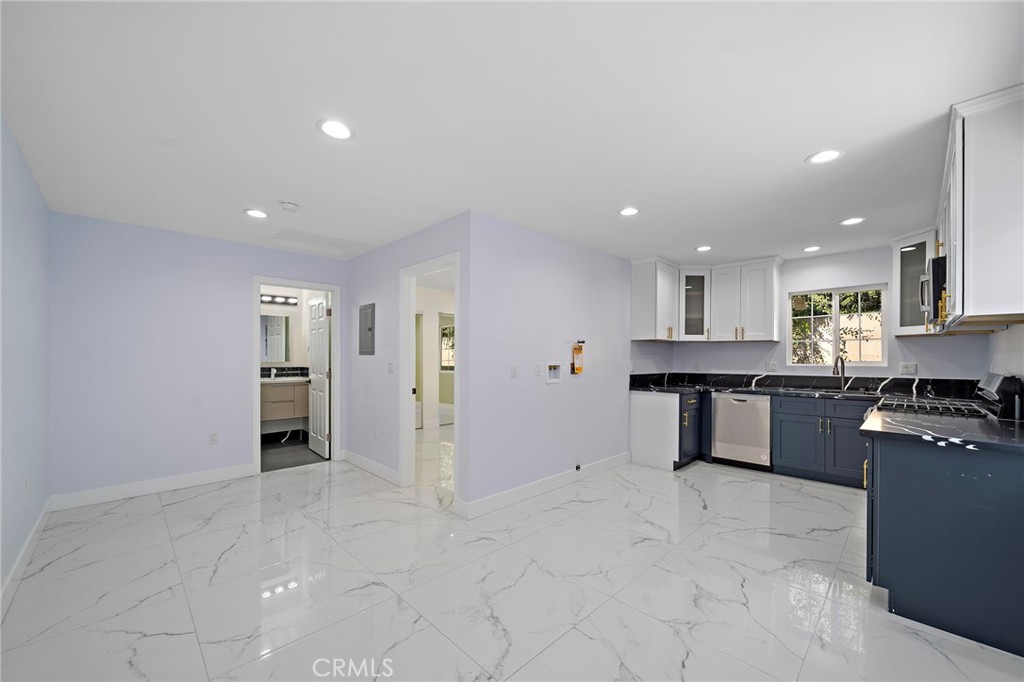 14712 Newland Street