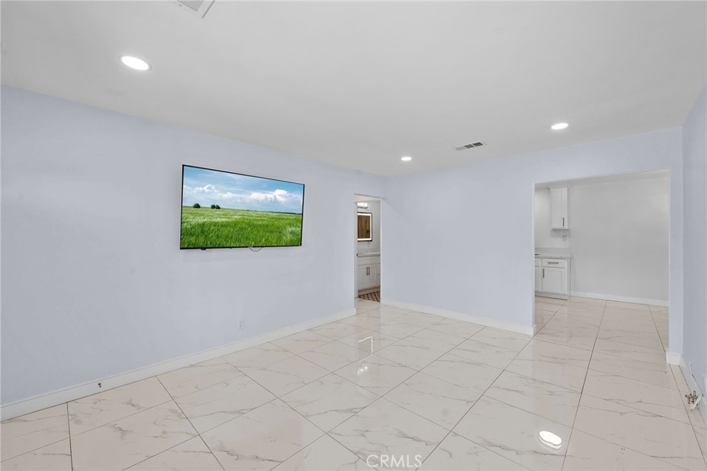 14712 Newland Street