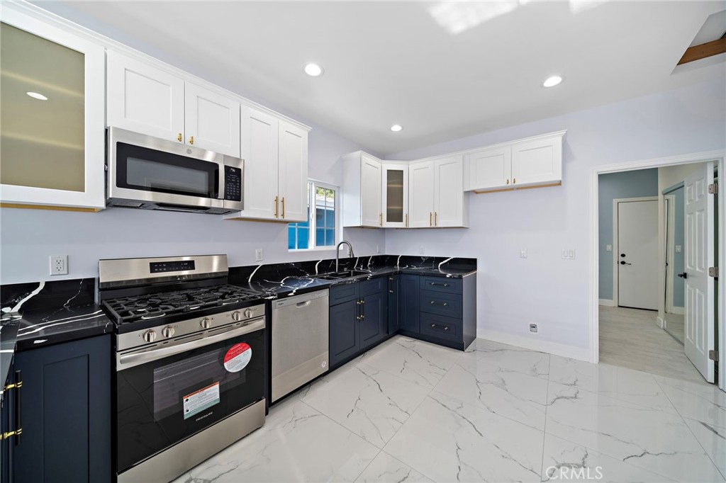 14712 Newland Street