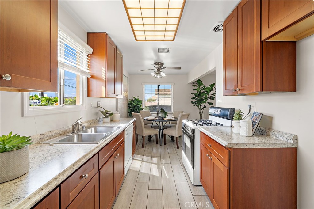 7869 La Mirada Circle