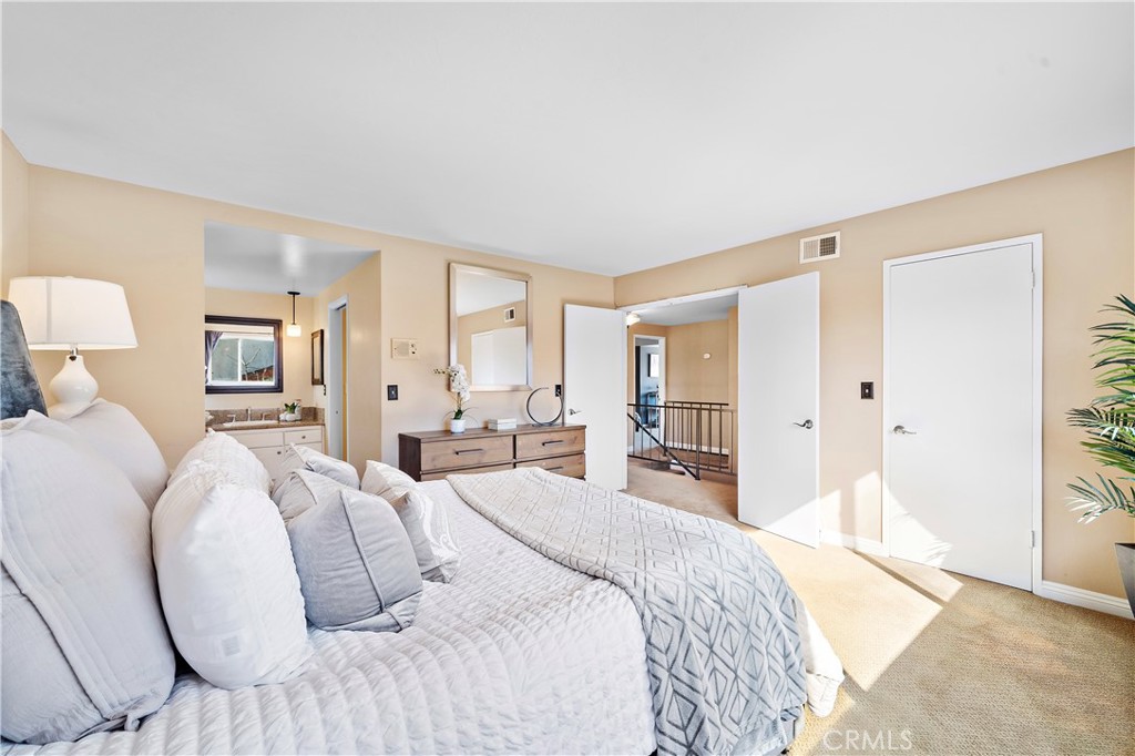 15731 Grey Oaks Street