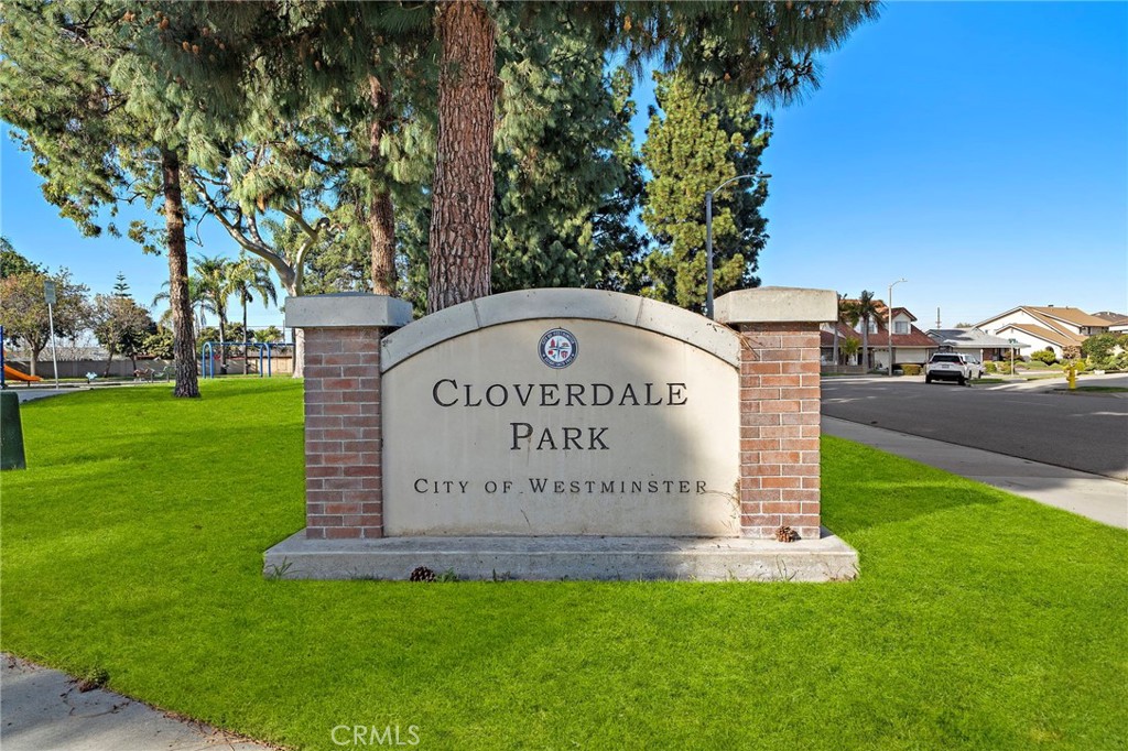 15731 Grey Oaks Street