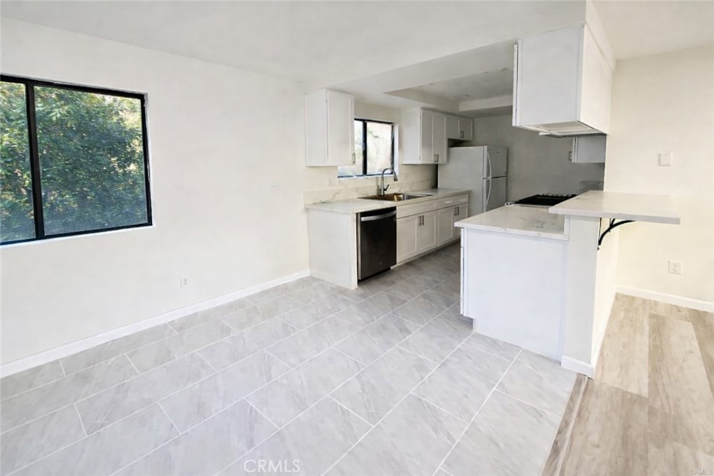 4881 Vista Drive
