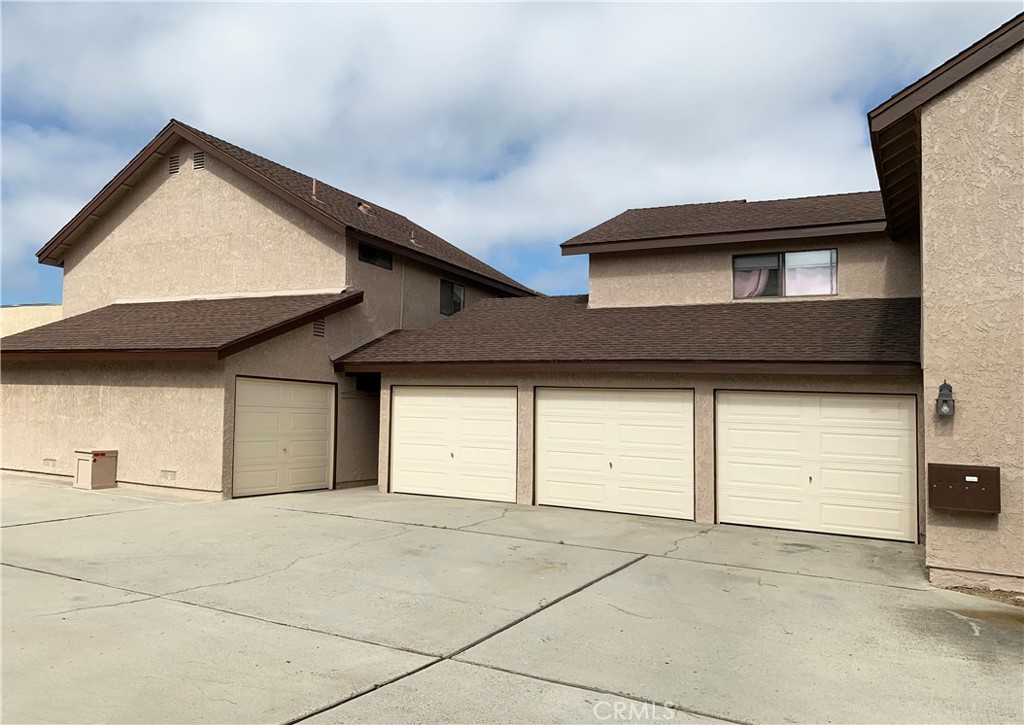 4881 Vista Drive