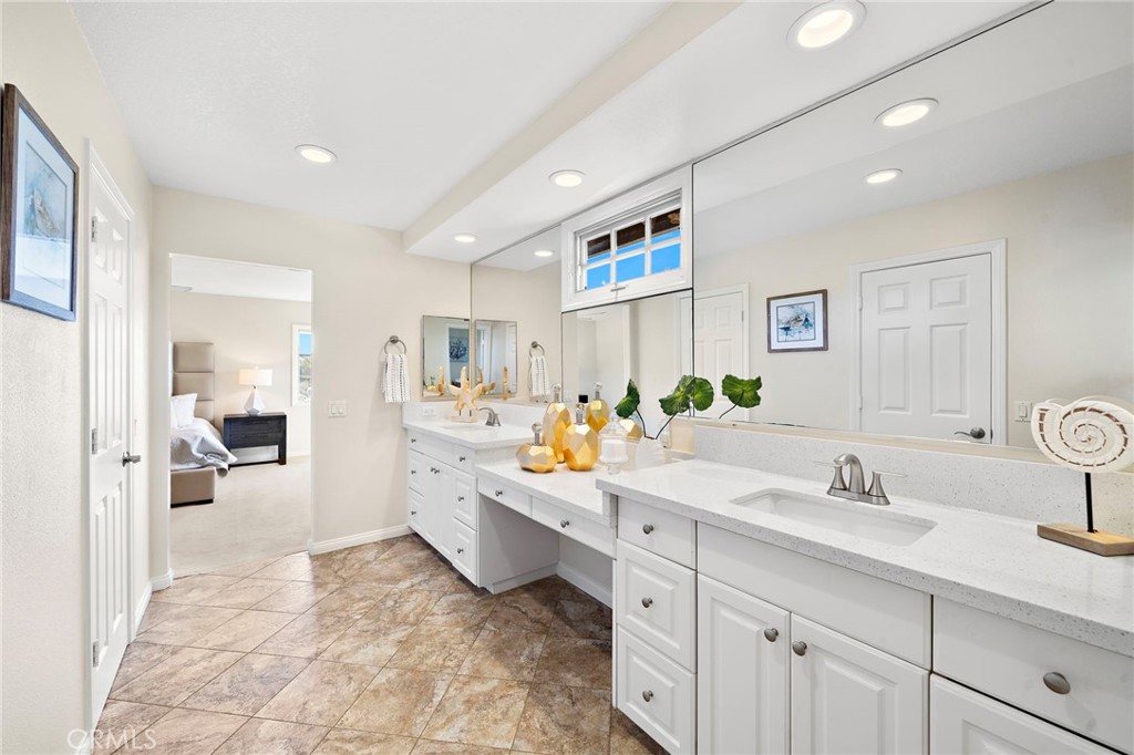 18817 Tomahawk Street