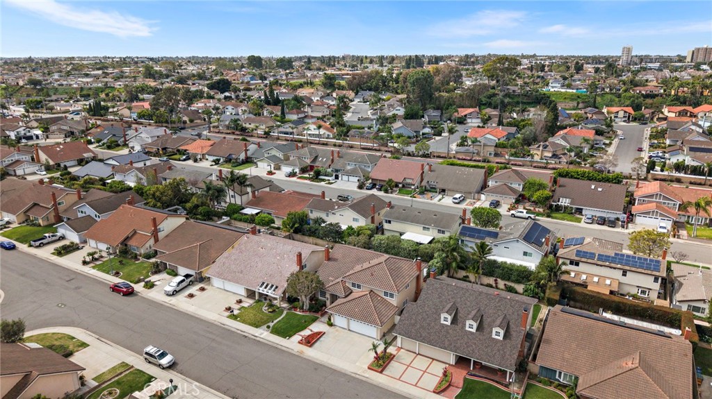 18817 Tomahawk Street