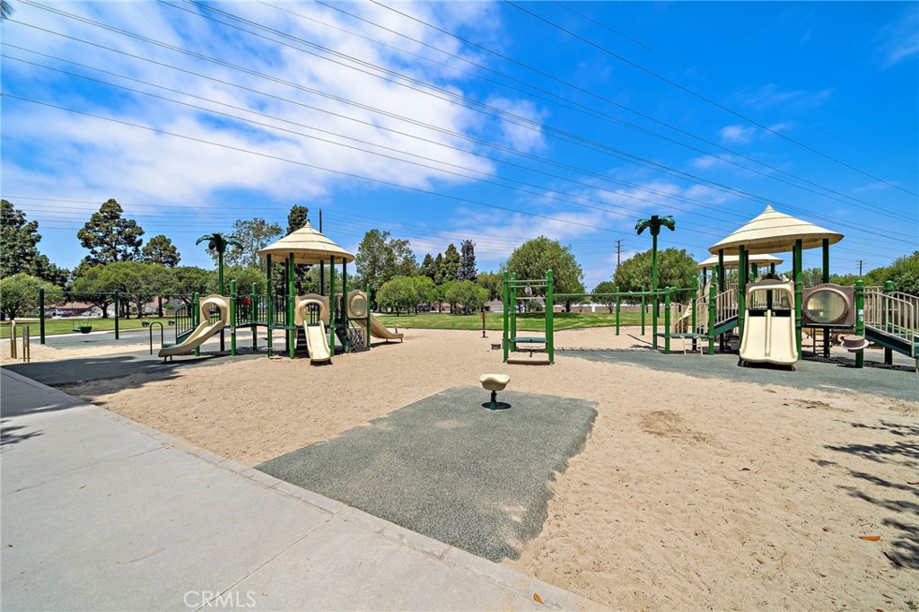 18817 Tomahawk Street