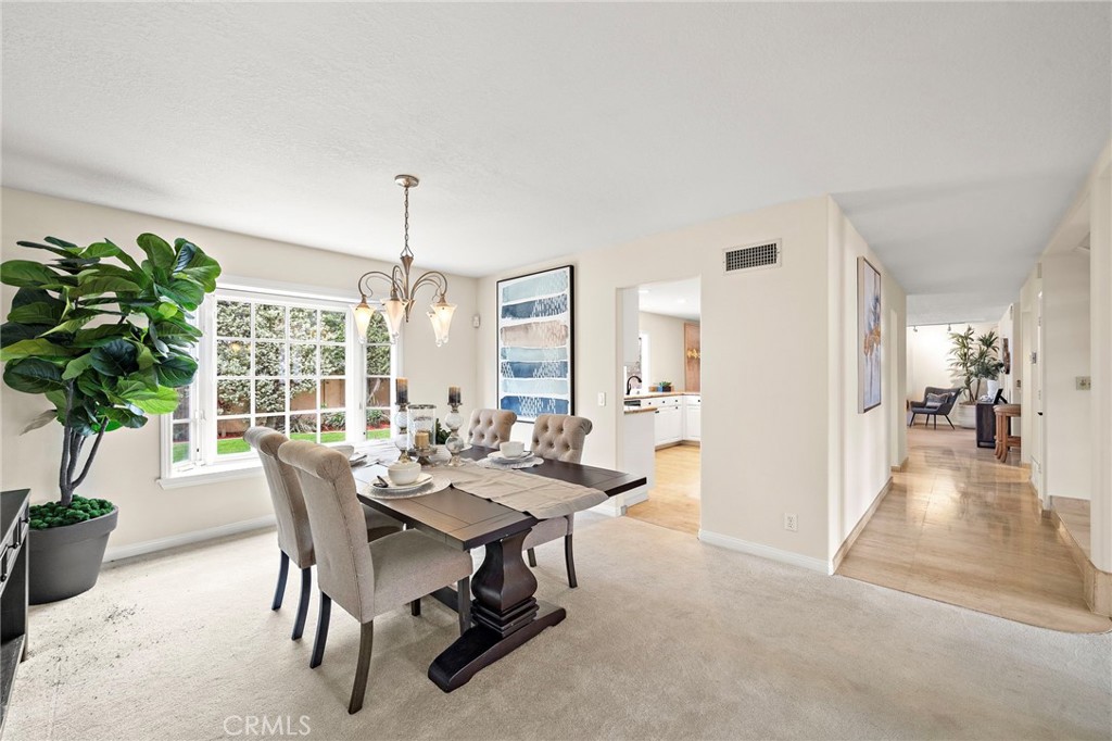 18817 Tomahawk Street