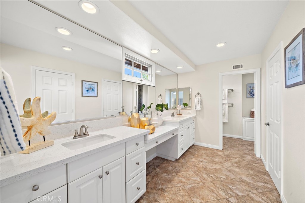 18817 Tomahawk Street