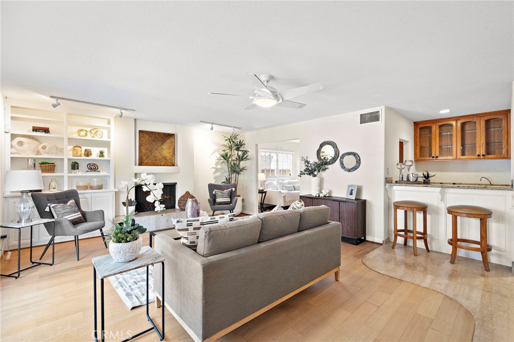 18817 Tomahawk Street