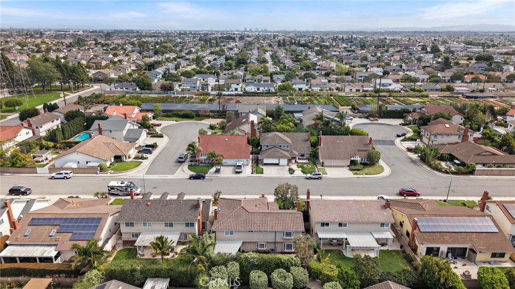 18817 Tomahawk Street