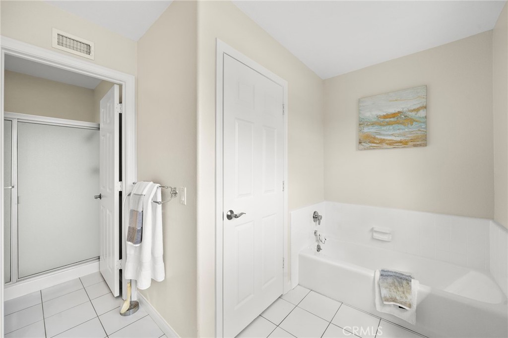 18817 Tomahawk Street