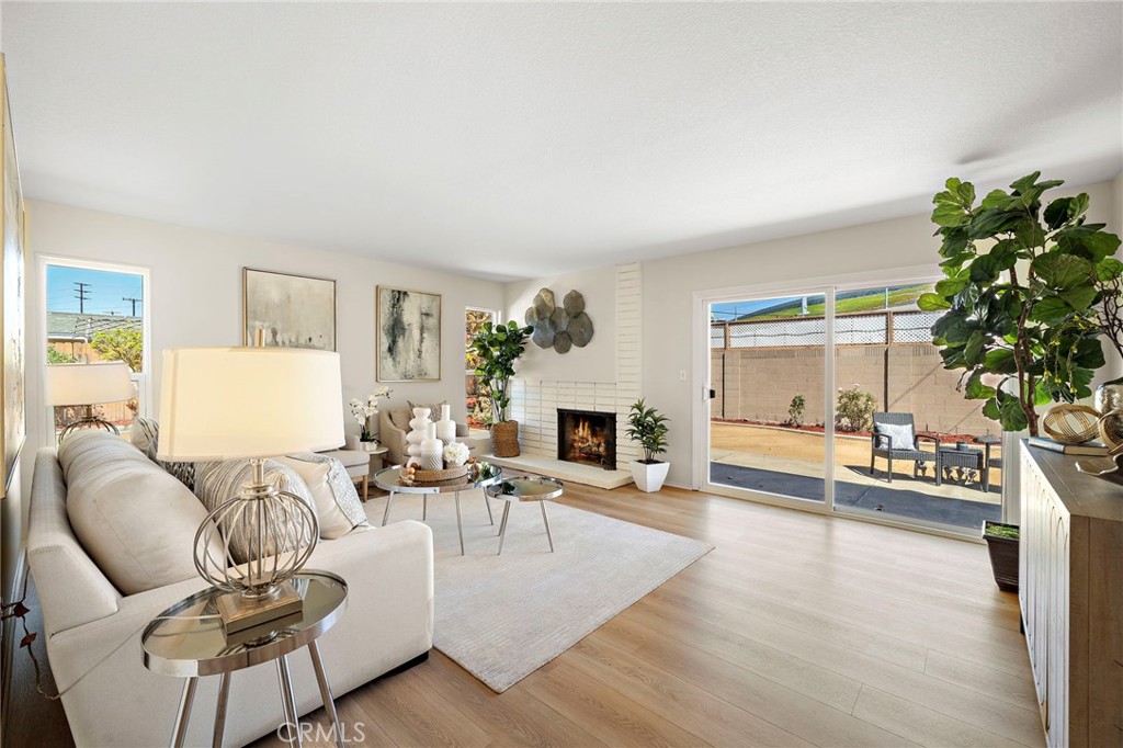 9181 El Cortez Avenue