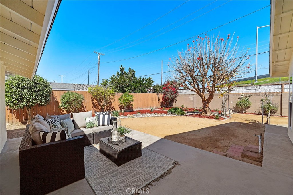 9181 El Cortez Avenue