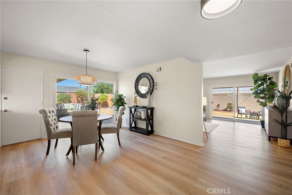 9181 El Cortez Avenue