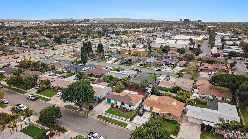 1410 W Camden Place