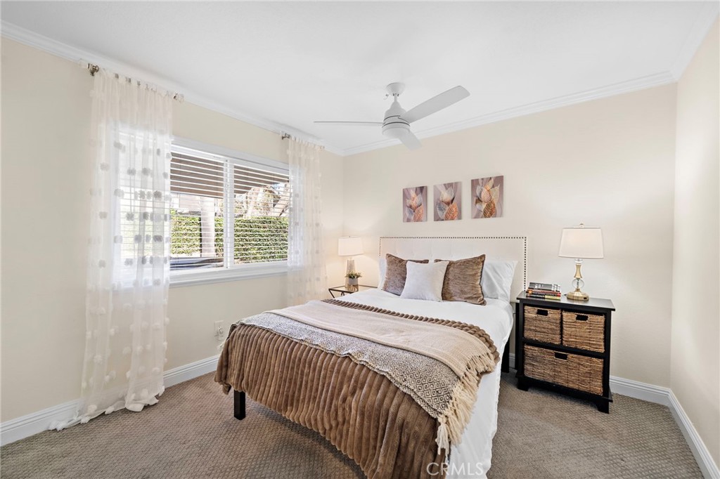 10763 El Centro Avenue