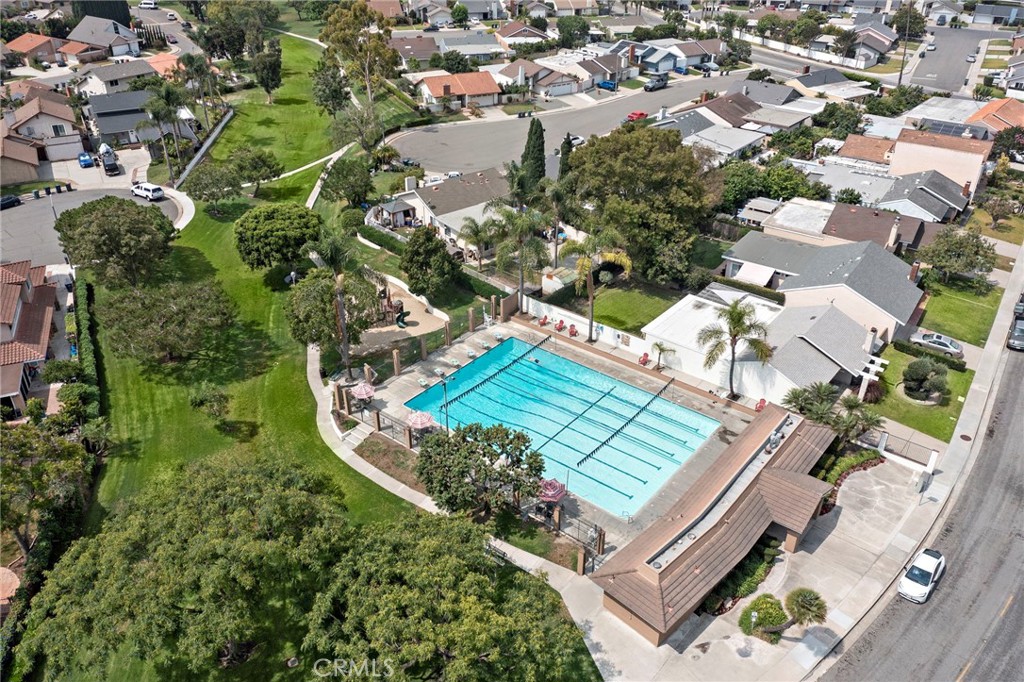 10830 La Terraza Avenue