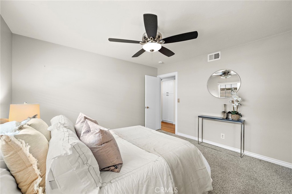 9111 Blackbird Avenue