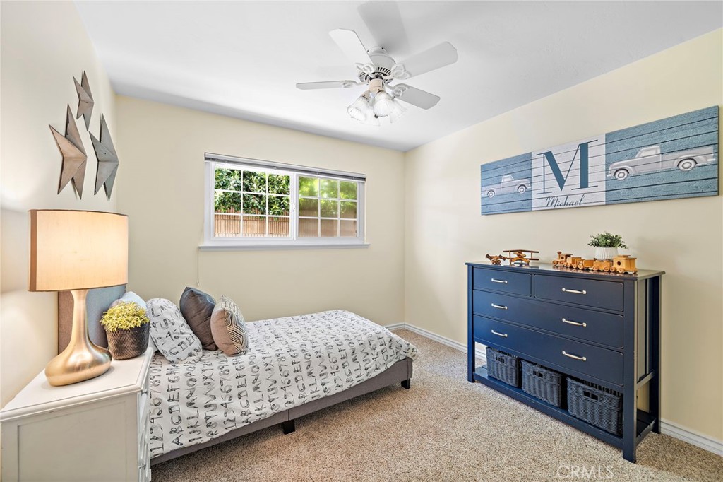 9111 Blackbird Avenue