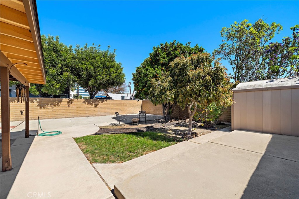 17162 Elm Lane