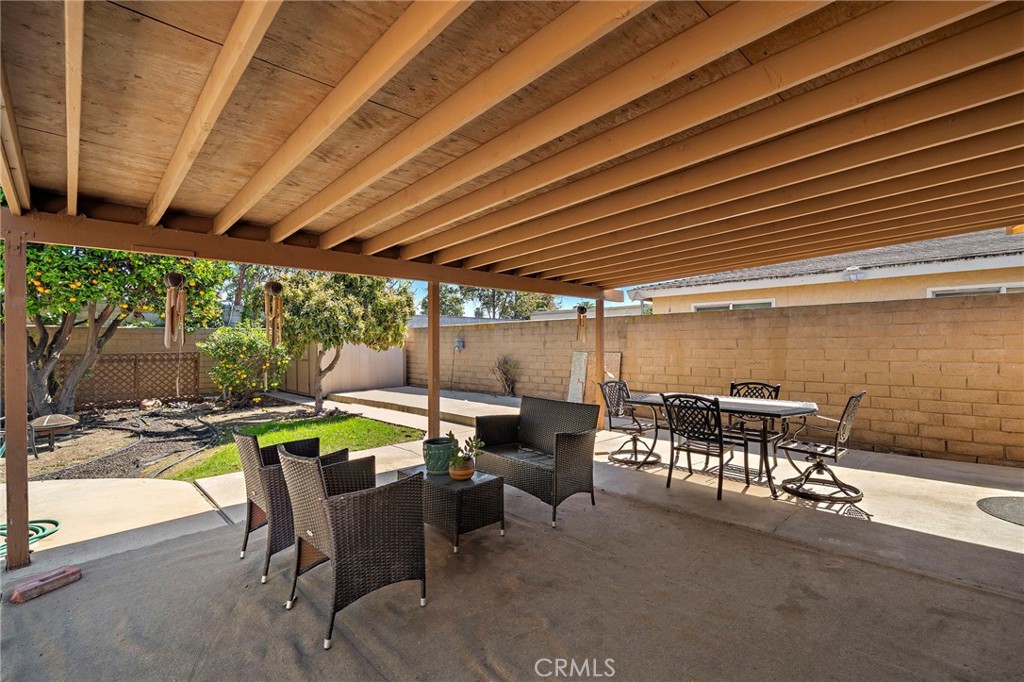 17162 Elm Lane
