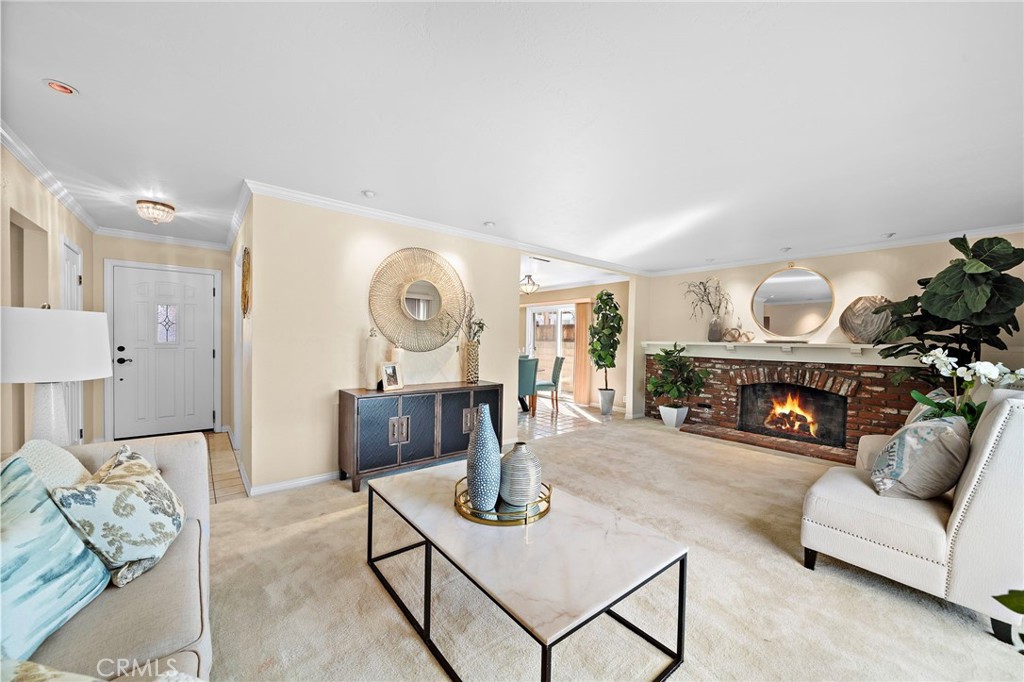 16805 Redwood Street