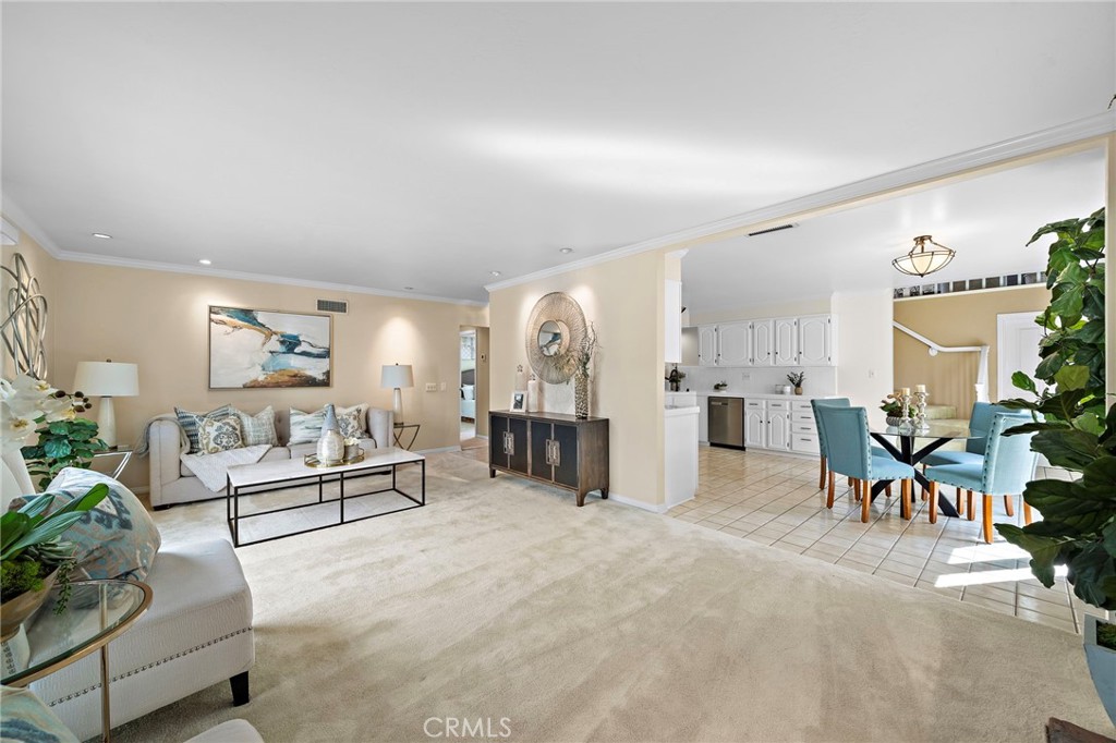 16805 Redwood Street