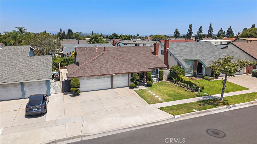 104 S Carousel Street
