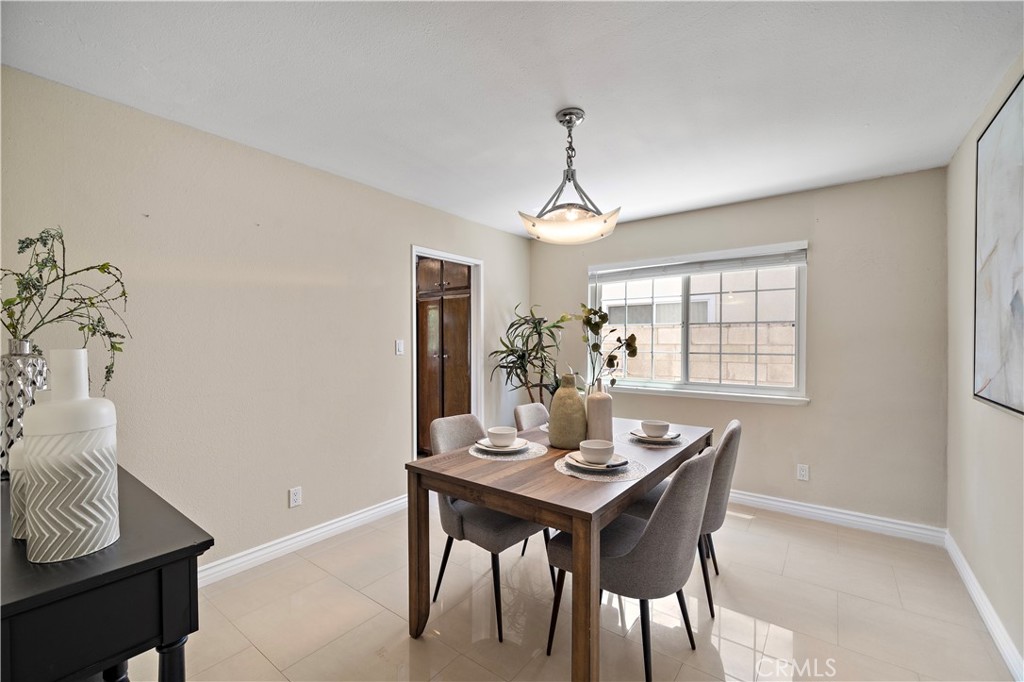 104 S Carousel Street