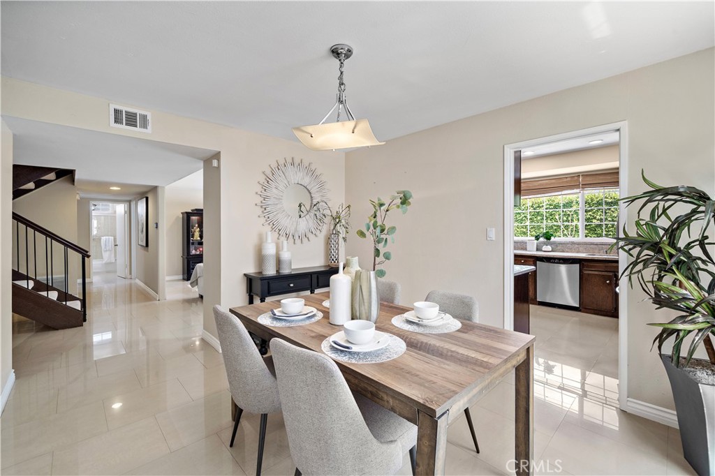 104 S Carousel Street